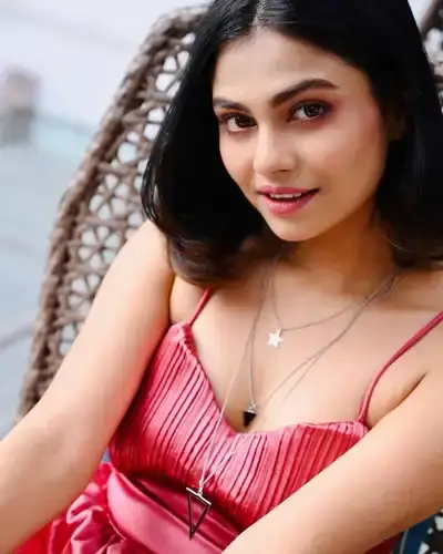 Call Girls Service in Chainpur